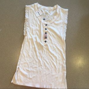 NWT We the Free Creme XS Top